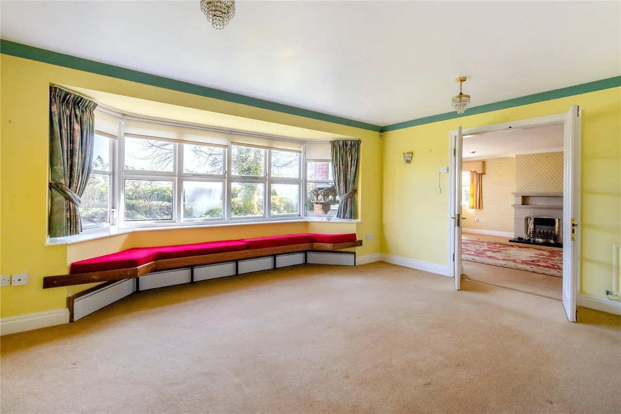 Parkside, Nr Rossett, LL12, photo 8