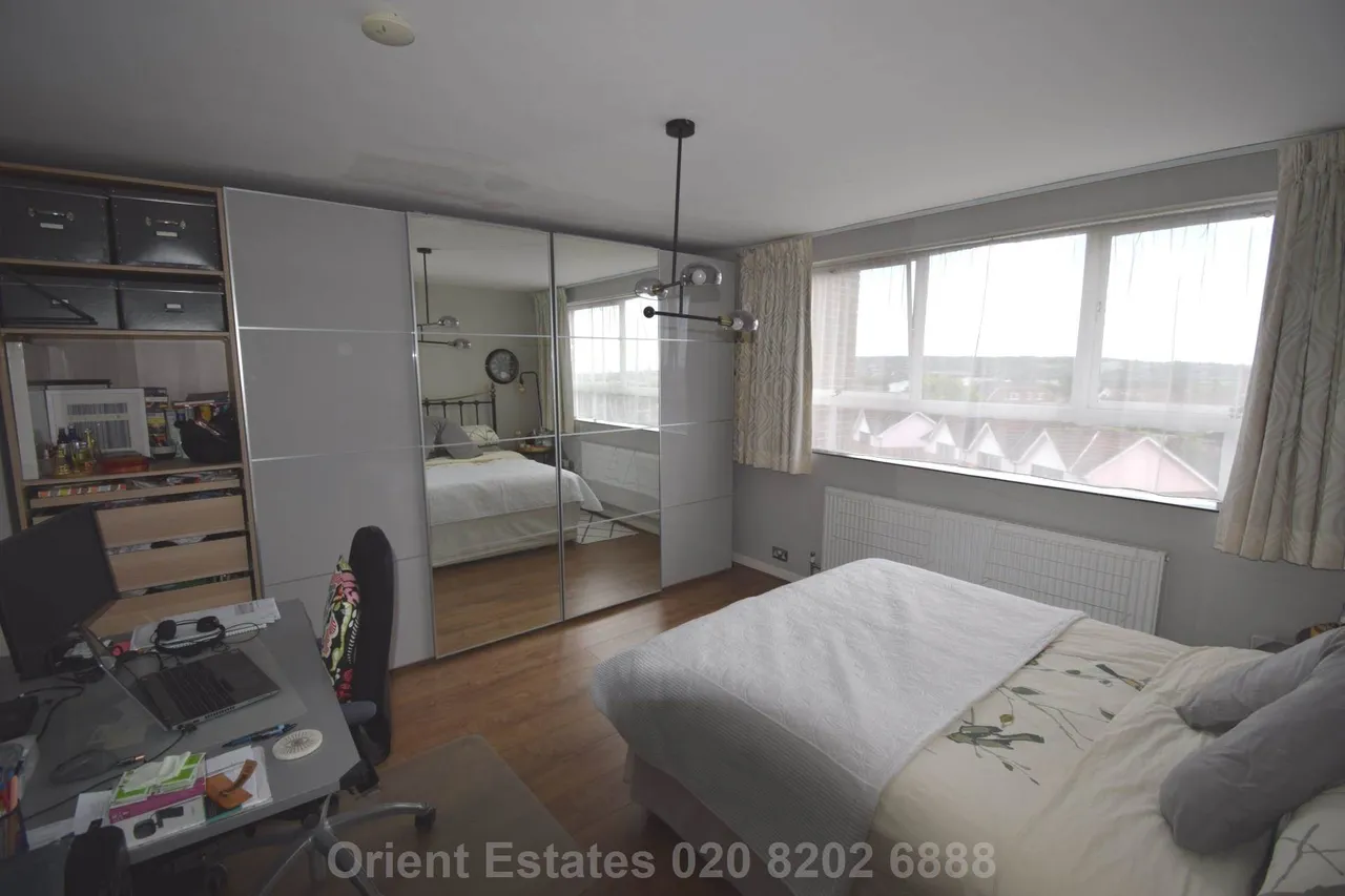Station Road, Hendon, NW4 3ST, photo 4