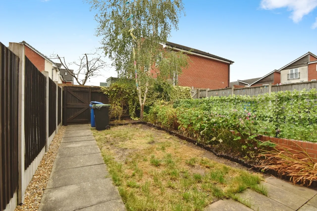 Brentleigh Way, Stoke-on-Trent, Staffordshire, ST1, photo 14