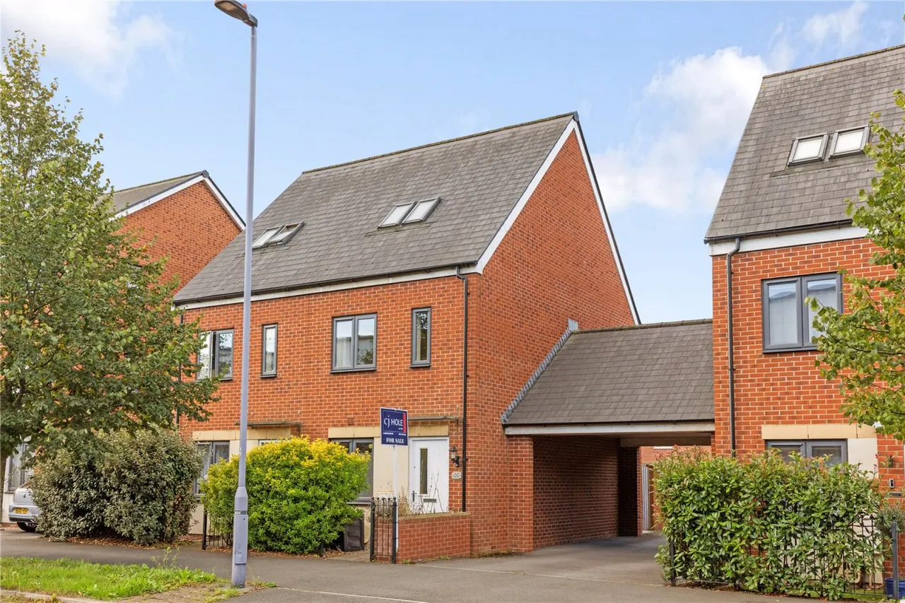 3 bed house for sale, Jenner Boulevard, Lyde Green, BS16