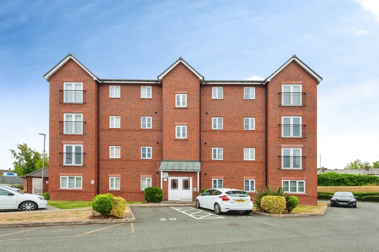 2 bed flat for sale, Kenneth Close, Prescot, L34