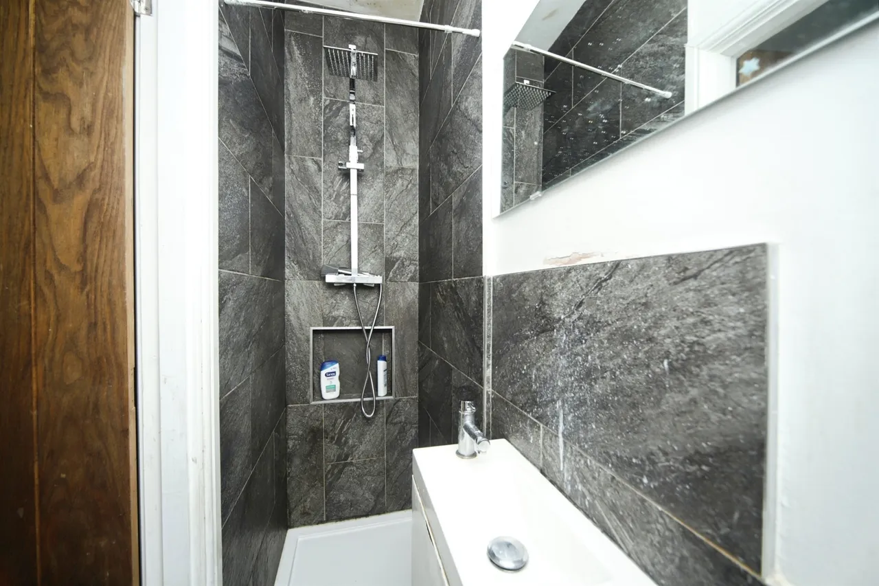 Cheddon Road, Taunton, photo 3