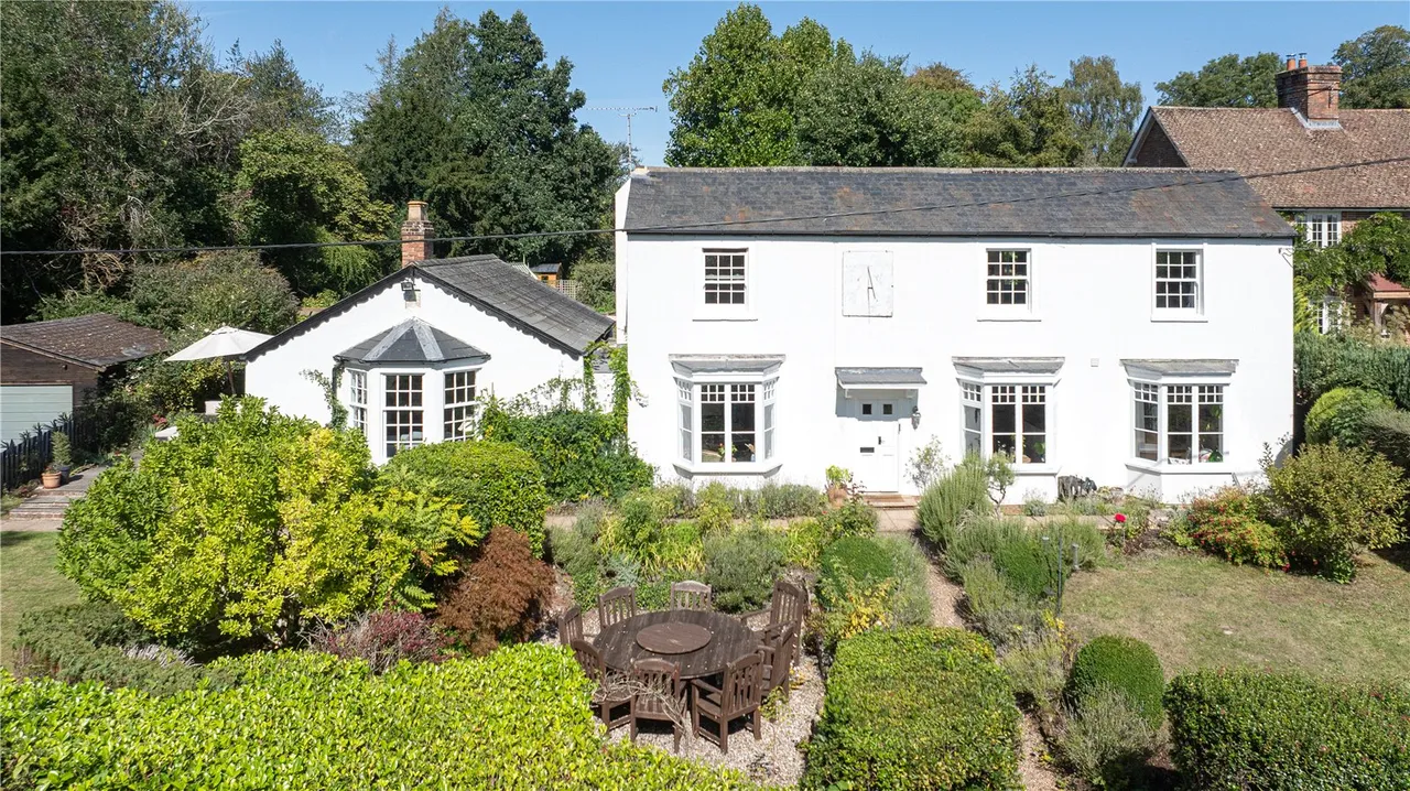 5 bed house for sale, Woodborough, Pewsey, SN9