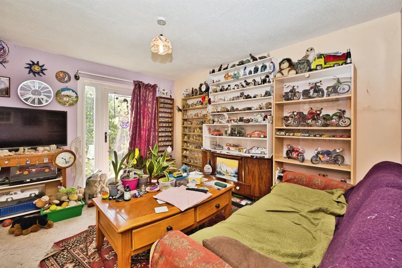 Clifton Close, Yeovil, photo 9