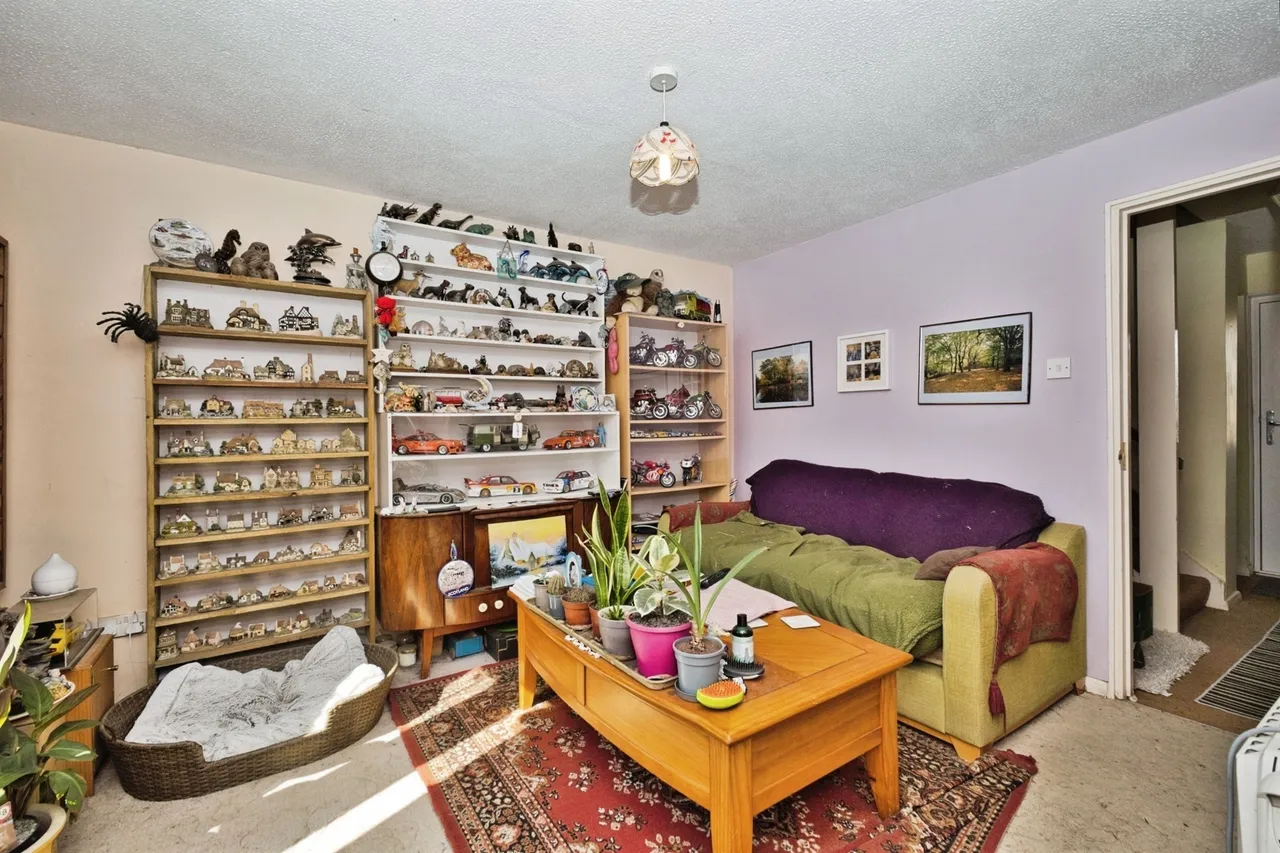 Clifton Close, Yeovil, photo 4