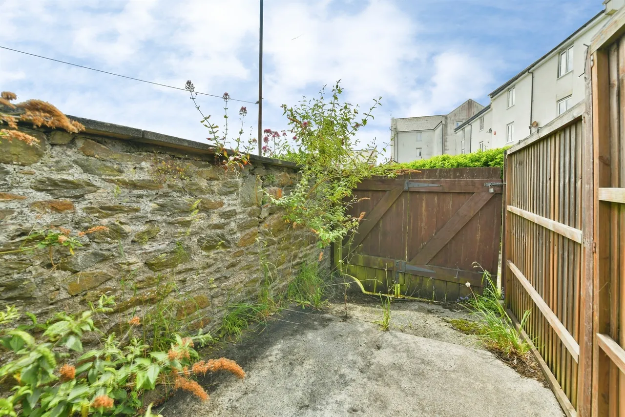 Wake Street, Plymouth, photo 15