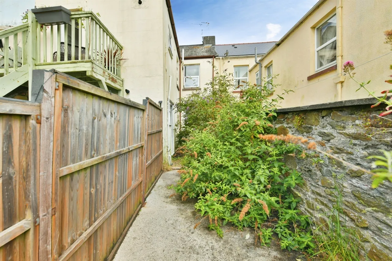 Wake Street, Plymouth, photo 16