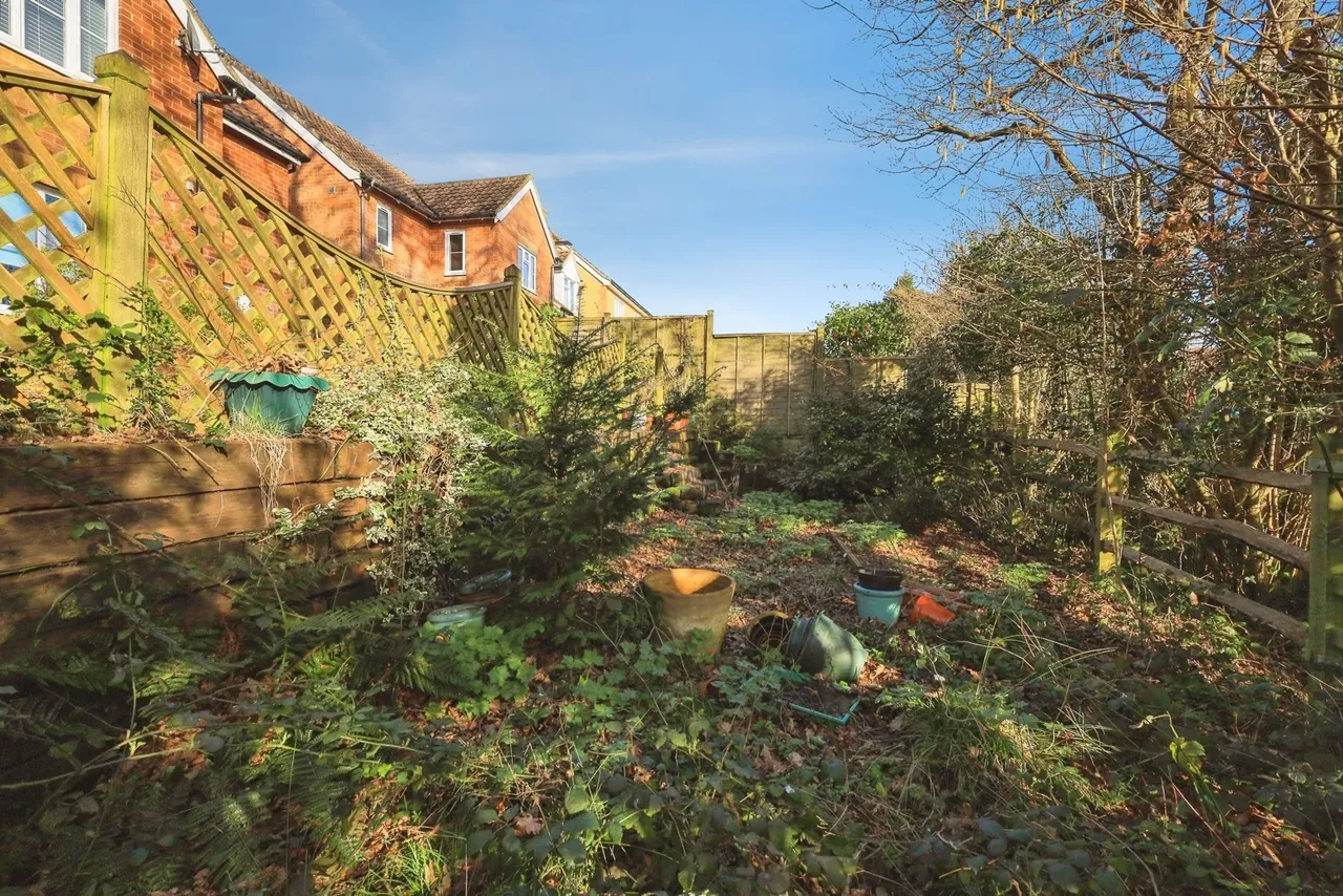 Magnolia Close, Heathfield, TN21, photo 19