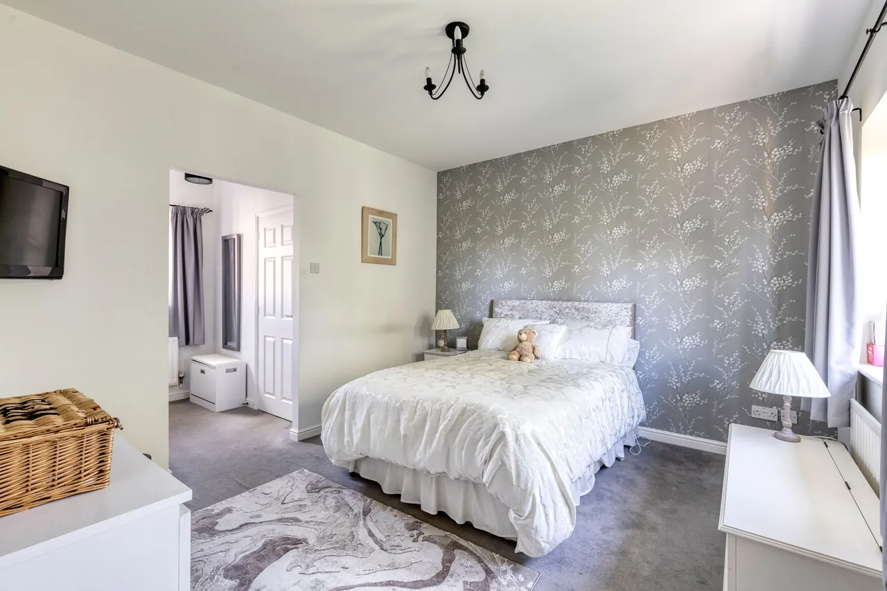 The Yonne, Chester, photo 15