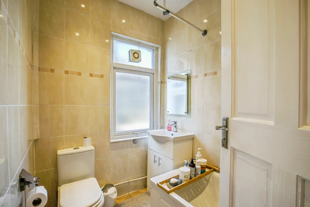 Brigstock Road, Thornton Heath, CR7, photo 8