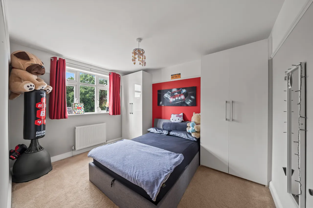 Cromwell Avenue, NEW MALDEN, Surrey, KT36DN, photo 7