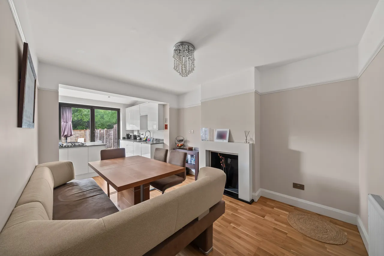 Cromwell Avenue, NEW MALDEN, Surrey, KT36DN, photo 4