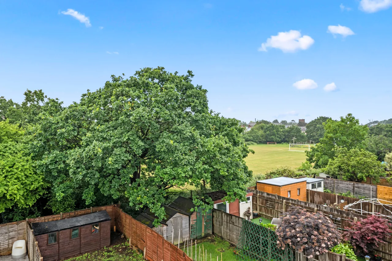 Cromwell Avenue, NEW MALDEN, Surrey, KT36DN, photo 15