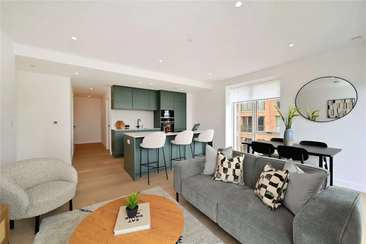 Claremont Road, London, NW2, photo 5