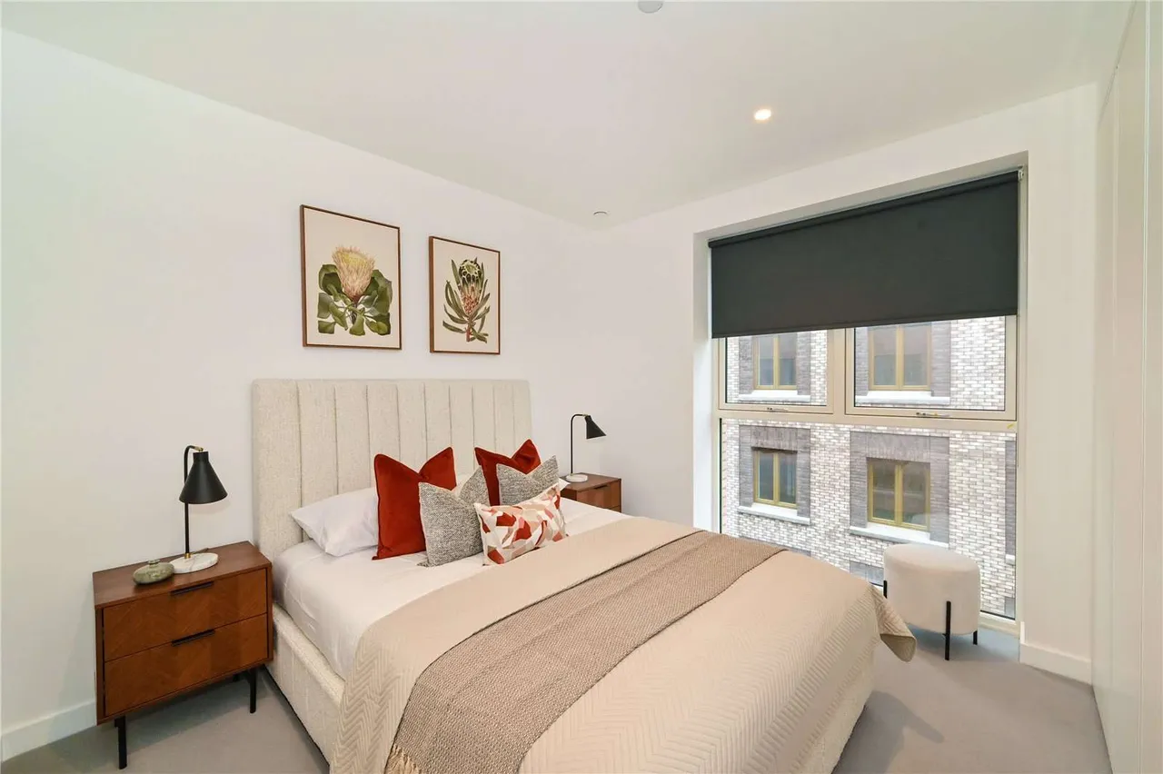 Claremont Road, London, NW2, photo 14