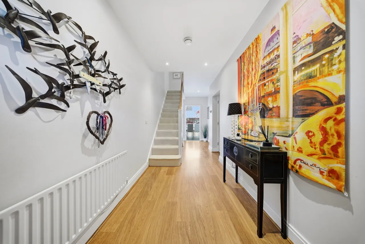 Beaumont Drive, Worcester Park, KT4 8FG, photo 6