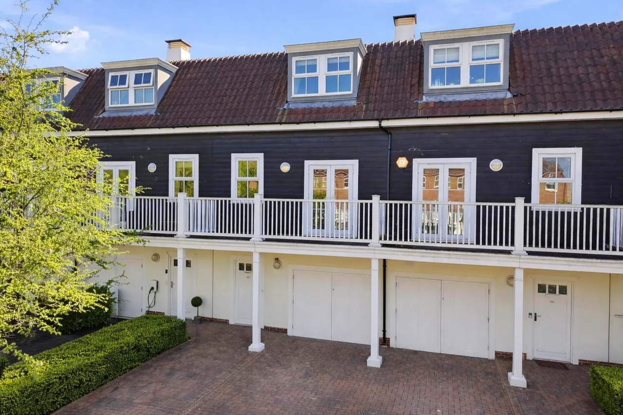 Beaumont Drive, Worcester Park, KT4 8FG, photo 4