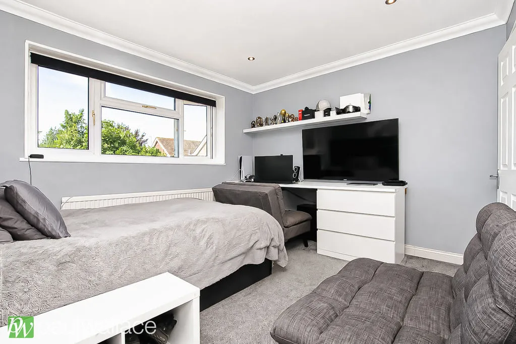 Ashbourne Road, Broxbourne, EN10, photo 17