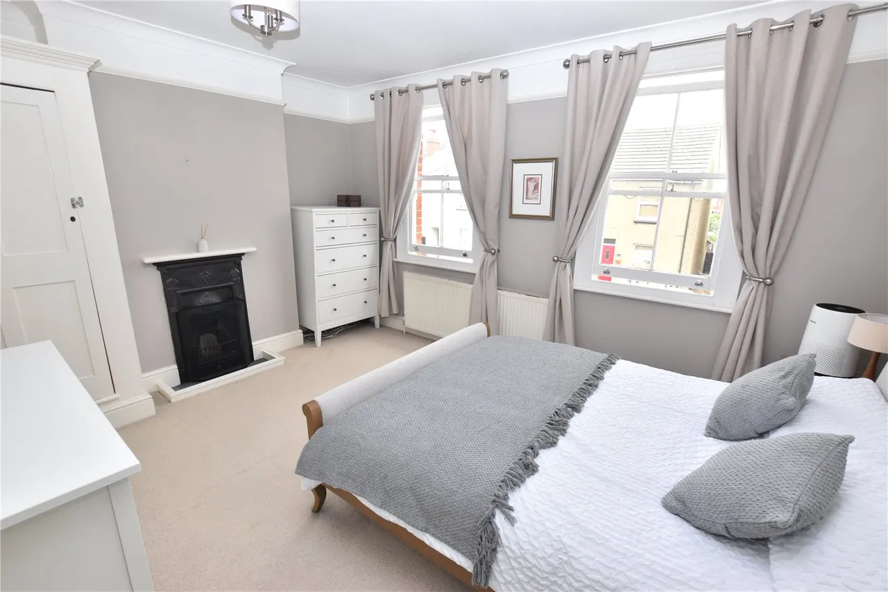 York Road, Farnborough, Hampshire, GU14 6NF, photo 10