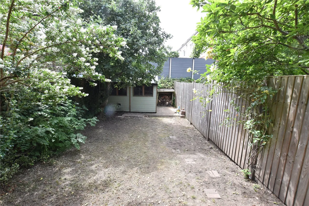 York Road, Farnborough, Hampshire, GU14 6NF, photo 14