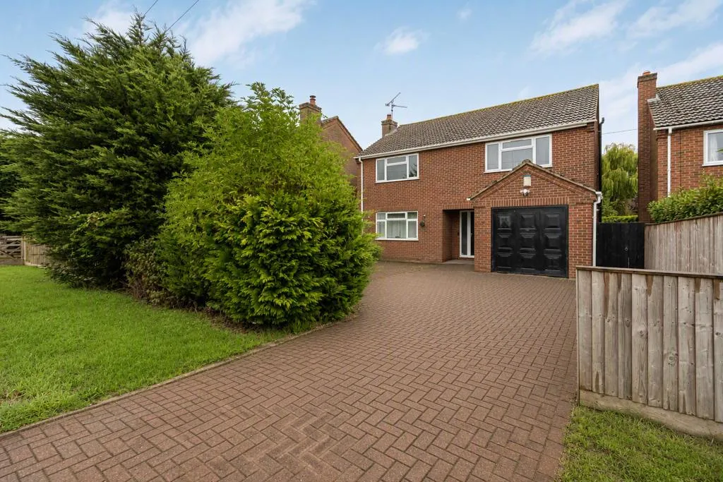 4 bed house for sale, Wimblington Road, Doddington, PE15