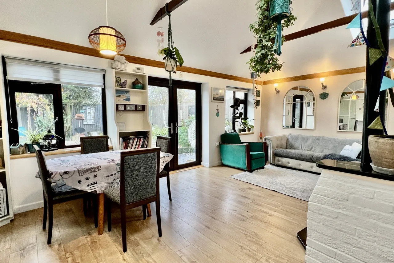 Larch Close, St. Ives, BH24, photo 4