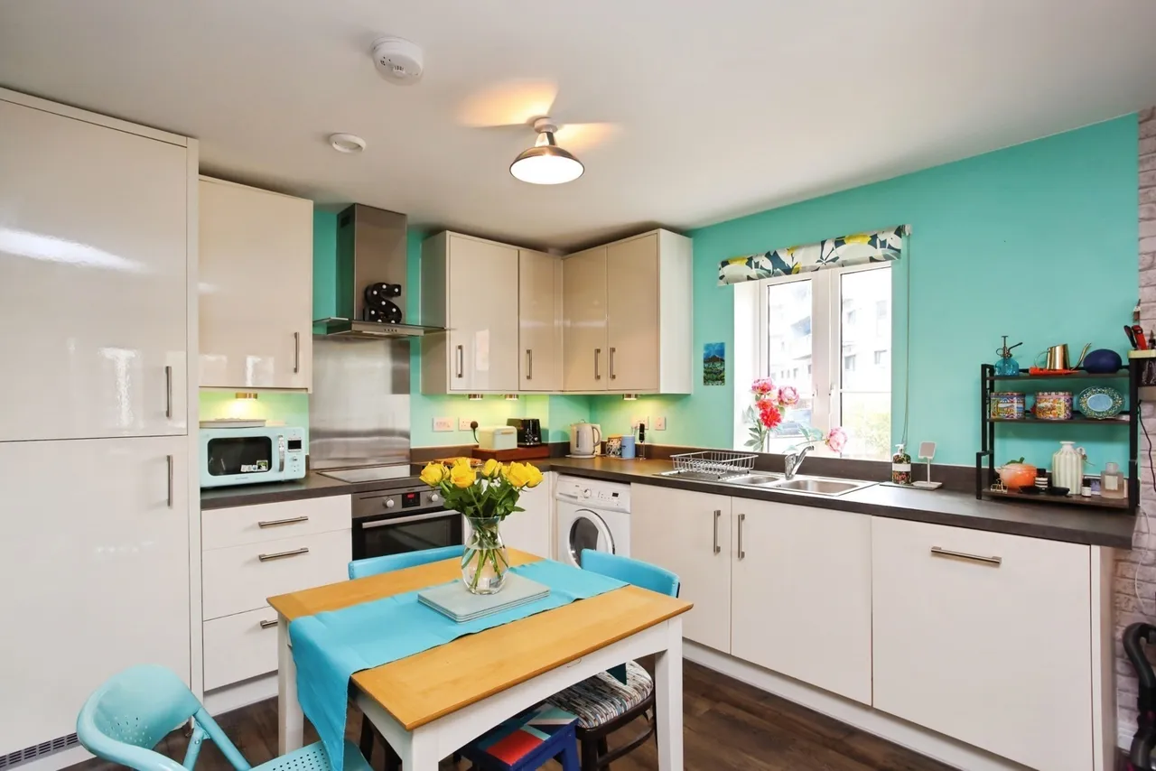 Medway Wharf Road, Tonbridge, TN9, photo 3