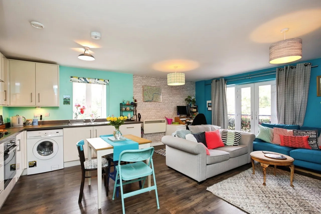 Medway Wharf Road, Tonbridge, TN9, photo 2