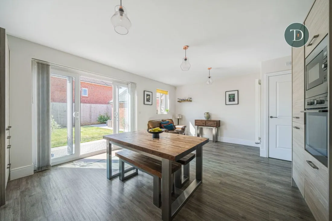 Wilton Close, Little Sutton, CH66 4AF, photo 8