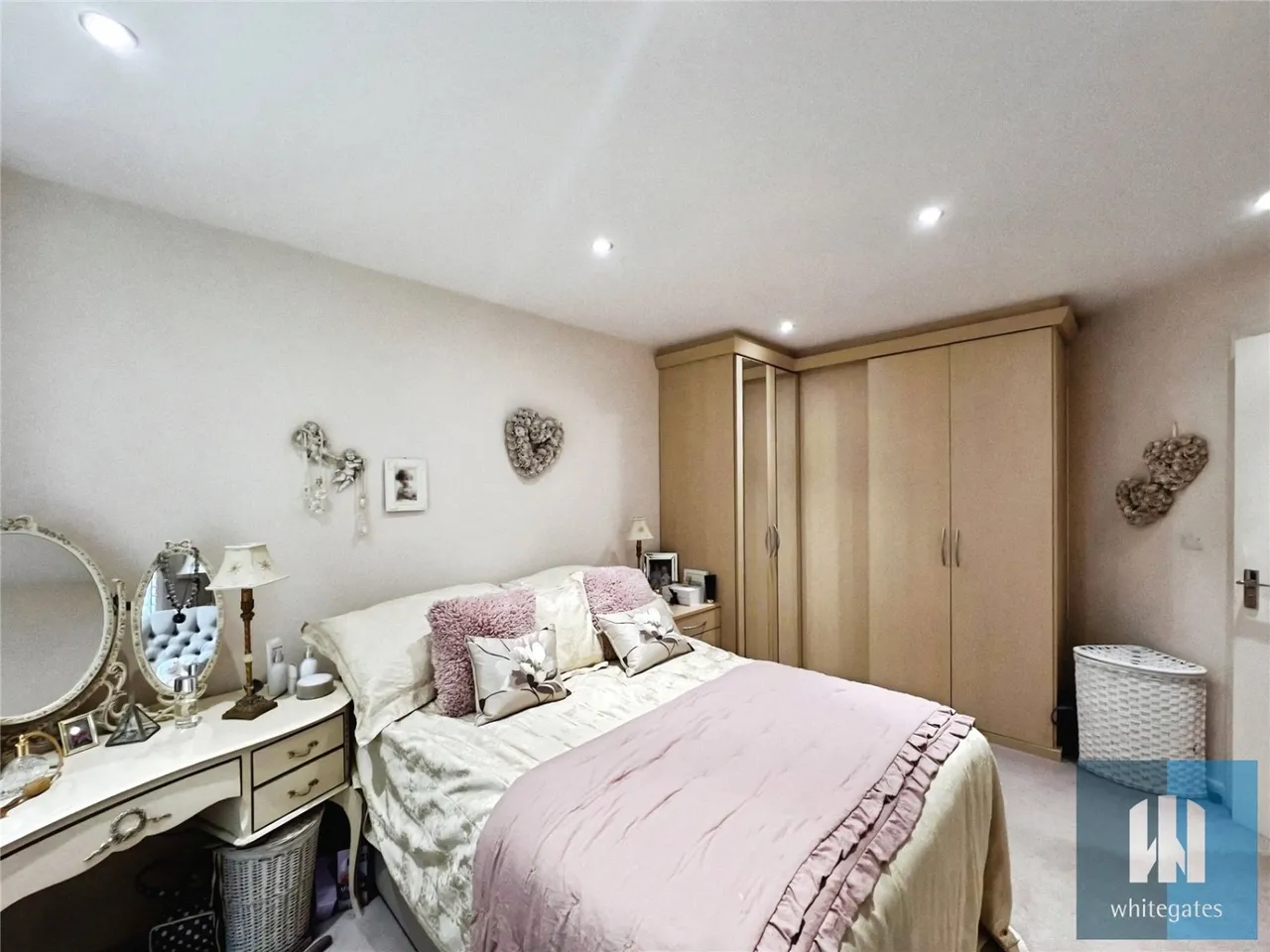 Empire Court, Bailiff Bridge, HD6, photo 9