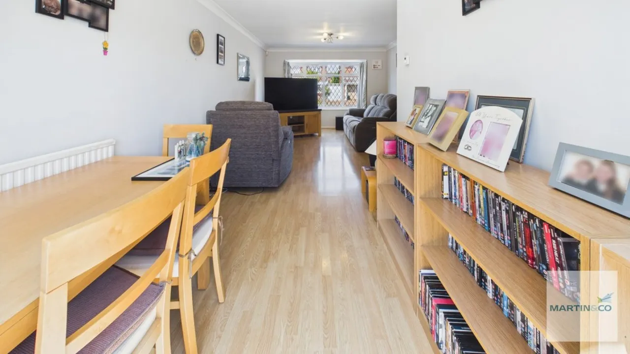 Godolphin, Riverside, Tamworth, photo 5