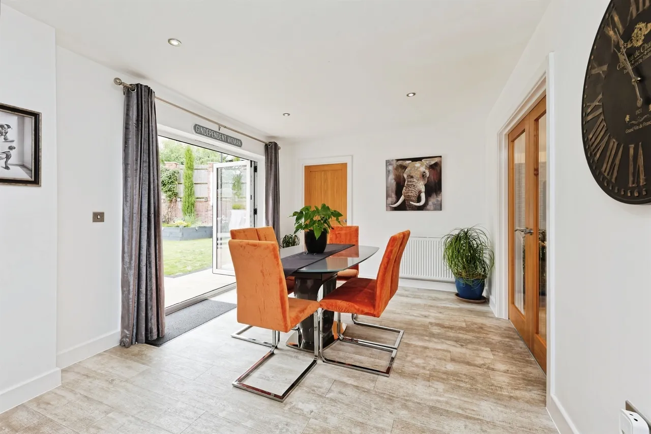 Downs View Way, Chartham, Canterbury, photo 7