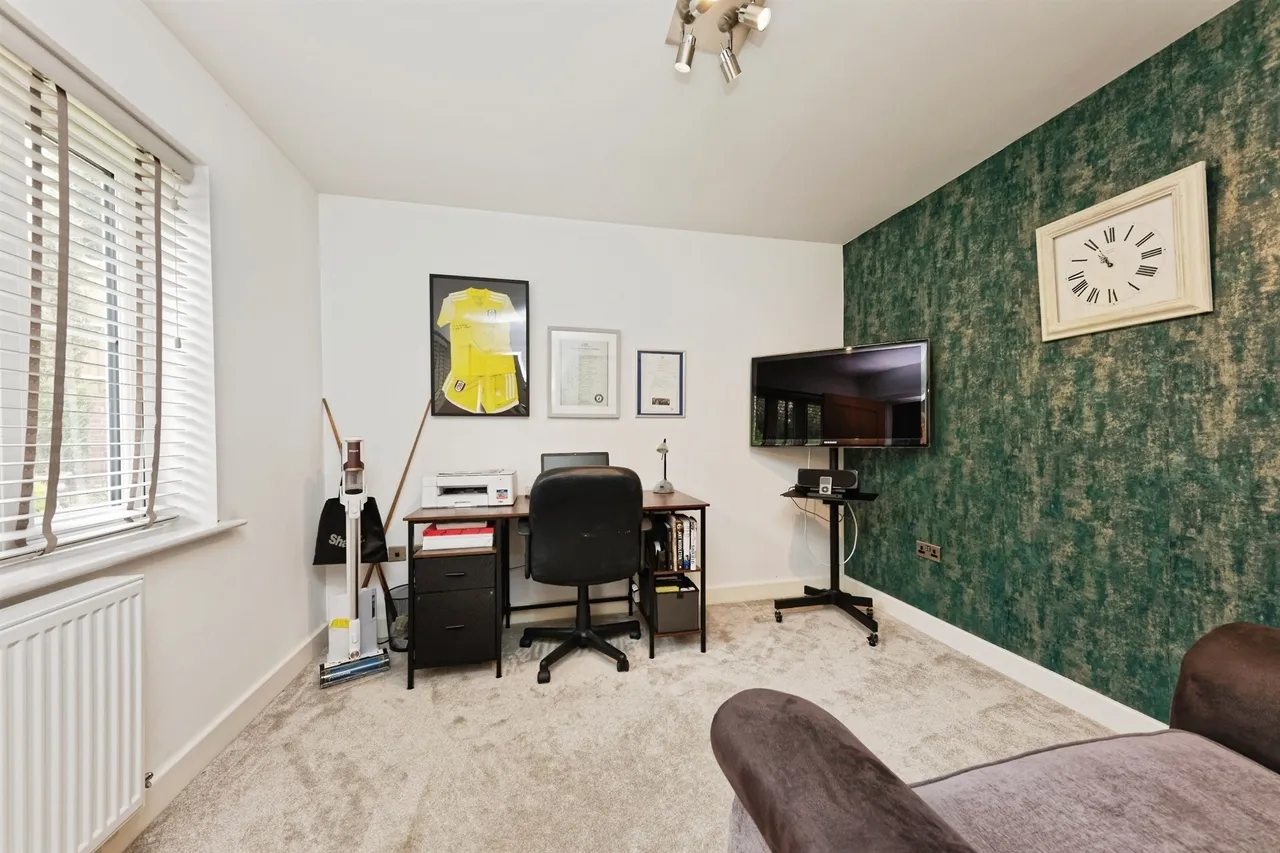 Downs View Way, Chartham, Canterbury, photo 21