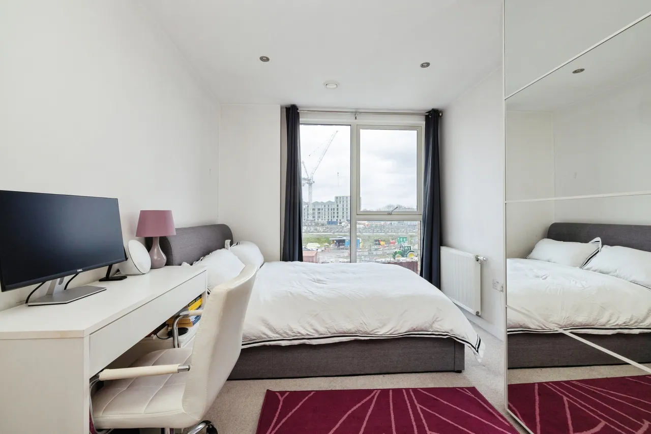 Nicholson Square, London, E3, photo 15
