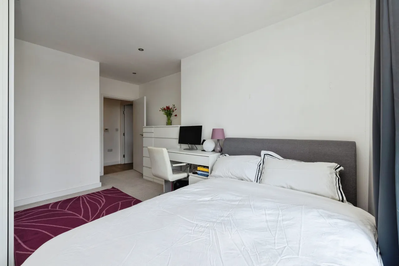 Nicholson Square, London, E3, photo 13