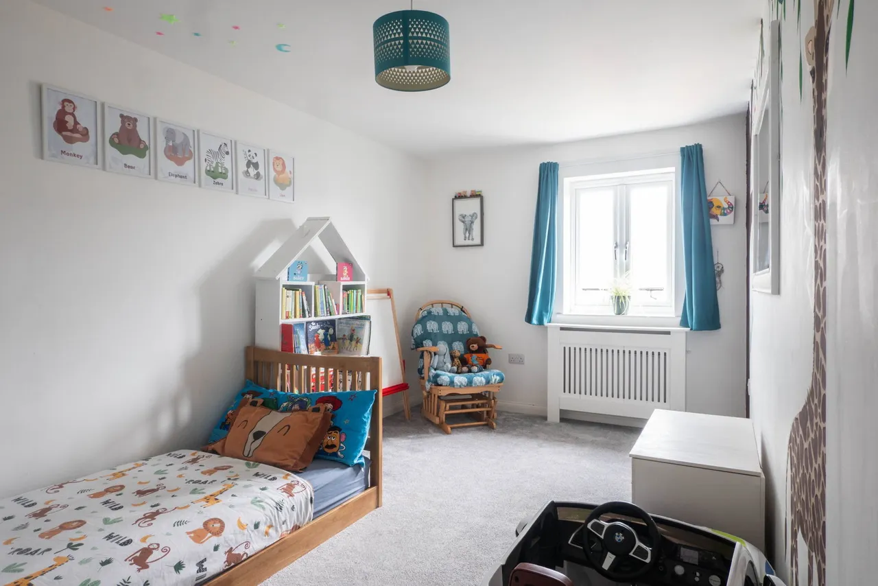 Nobles Place, Corsham, SN13, photo 7
