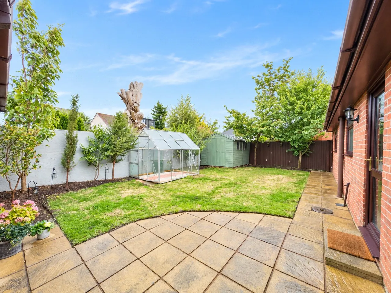 Northridge Road, Pensby, CH61, photo 3