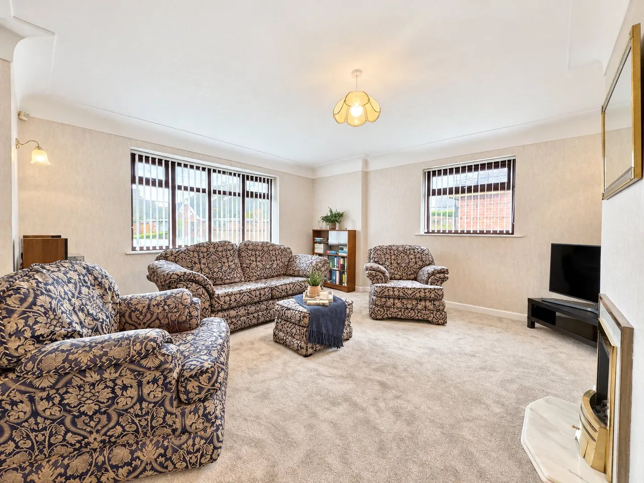 Northridge Road, Pensby, CH61, photo 5