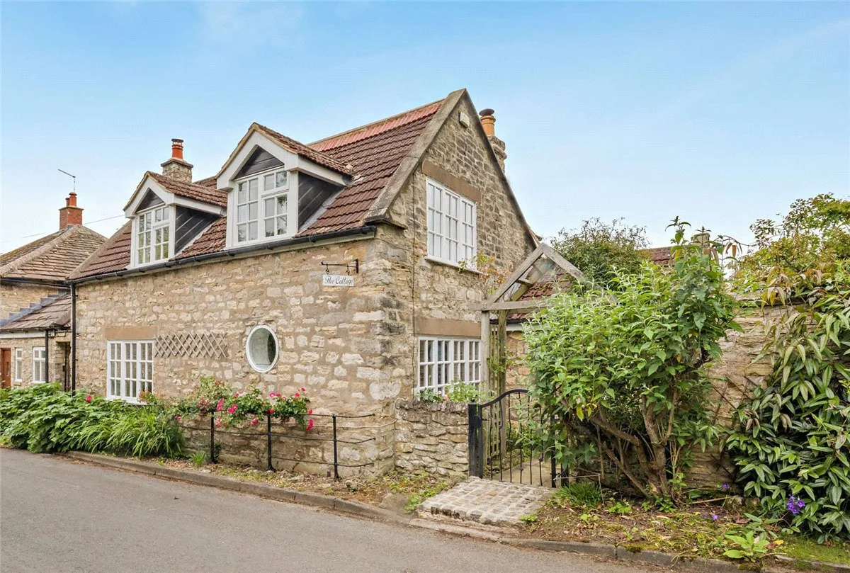 Lumby, Near Leeds, LS25, photo 31