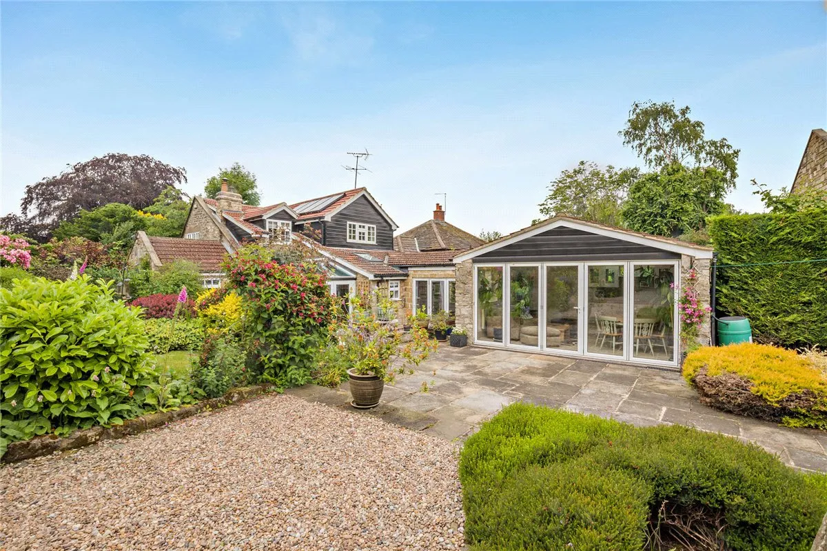 Lumby, Near Leeds, LS25, photo 25