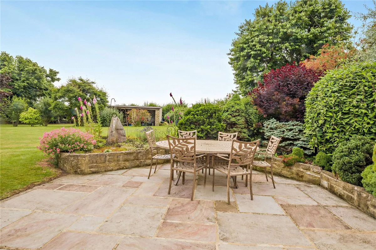 Lumby, Near Leeds, LS25, photo 24