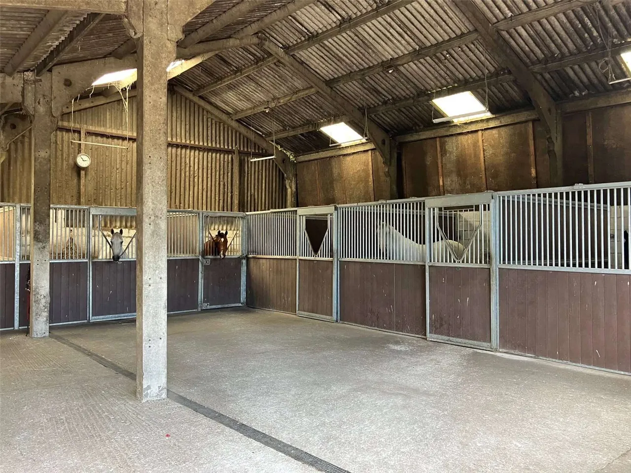 Hesley Lodge Farm, Thorpe Hesley, Rotherham, South Yorkshire, S61 2SF, photo 3