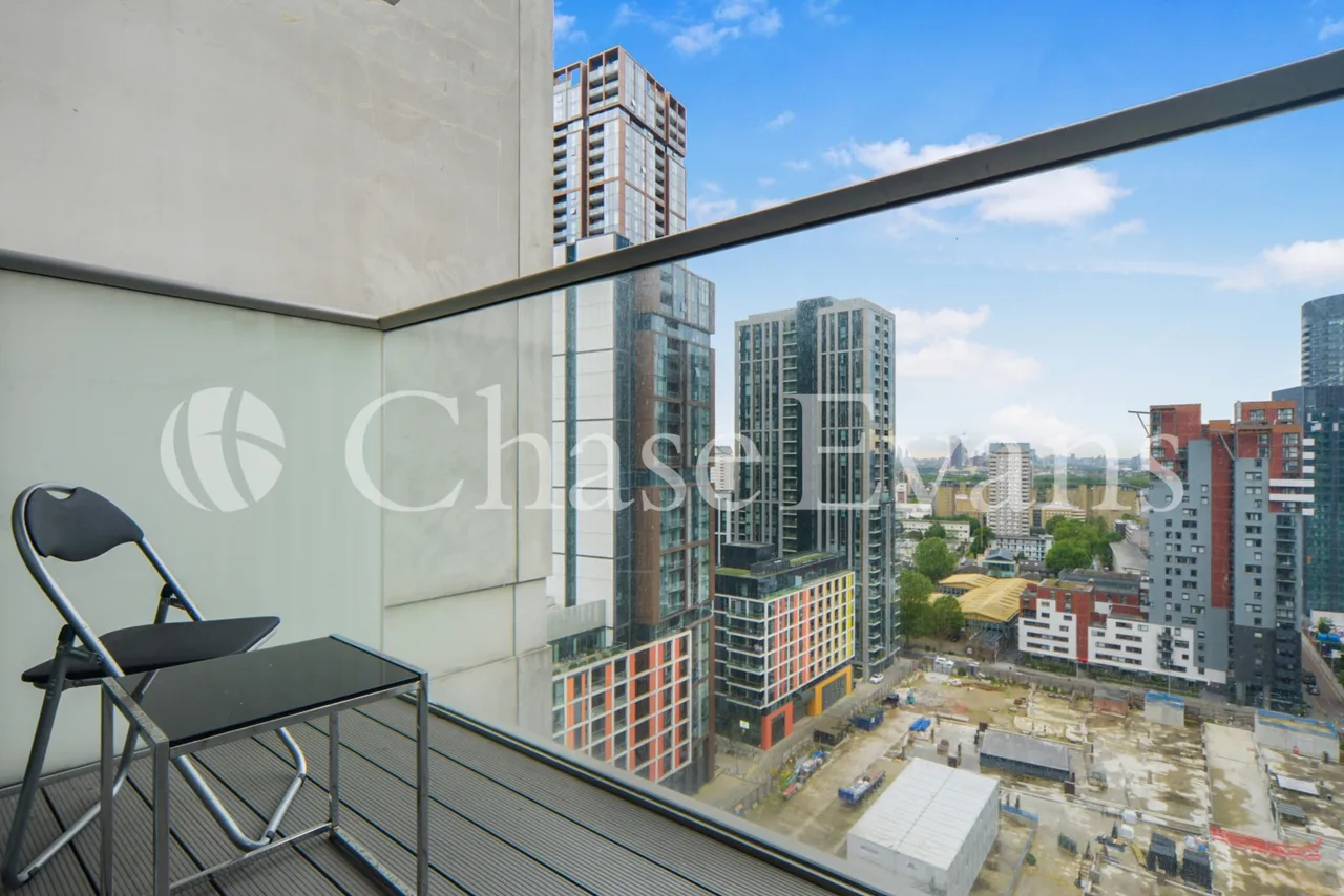 Pan Peninsula Square, Canary Wharf, E14, photo 9