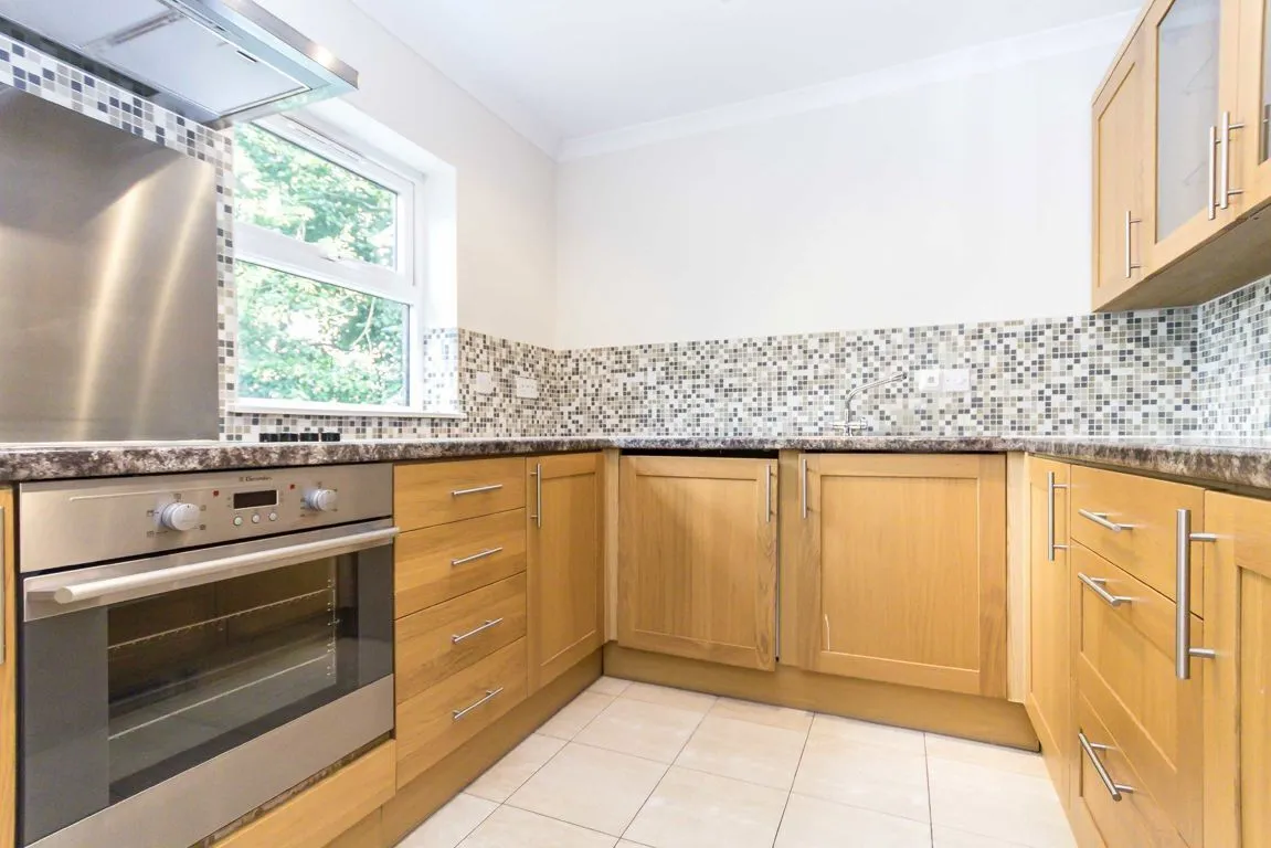 Pursewardens Close, W13, photo 3