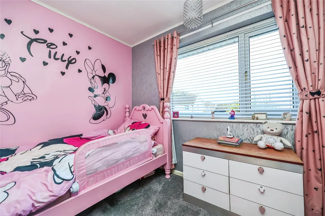 Brandish Crescent, Clifton, Nottingham, NG11, photo 12