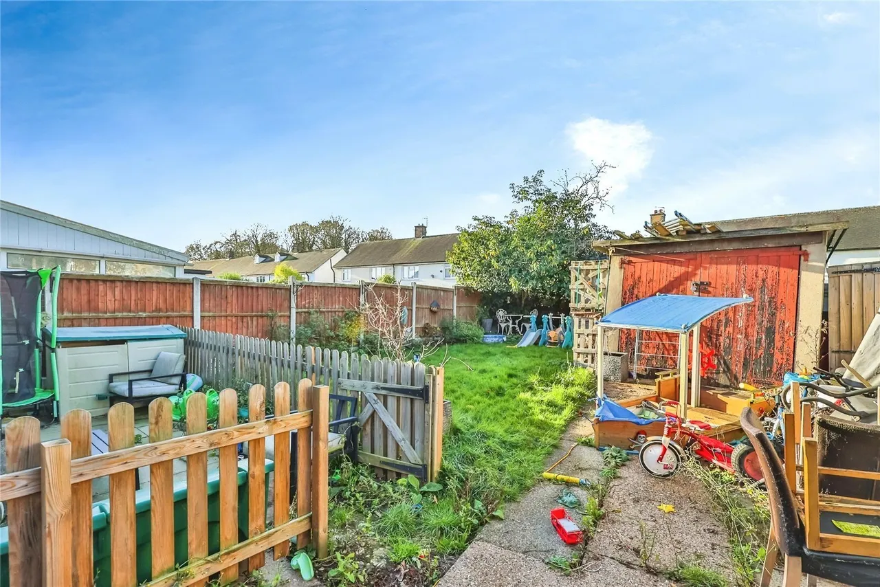 Brandish Crescent, Clifton, Nottingham, NG11, photo 19
