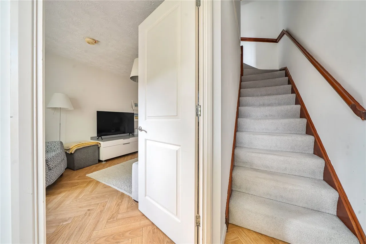 Marsh Gardens, Hedge End, SO30, photo 8