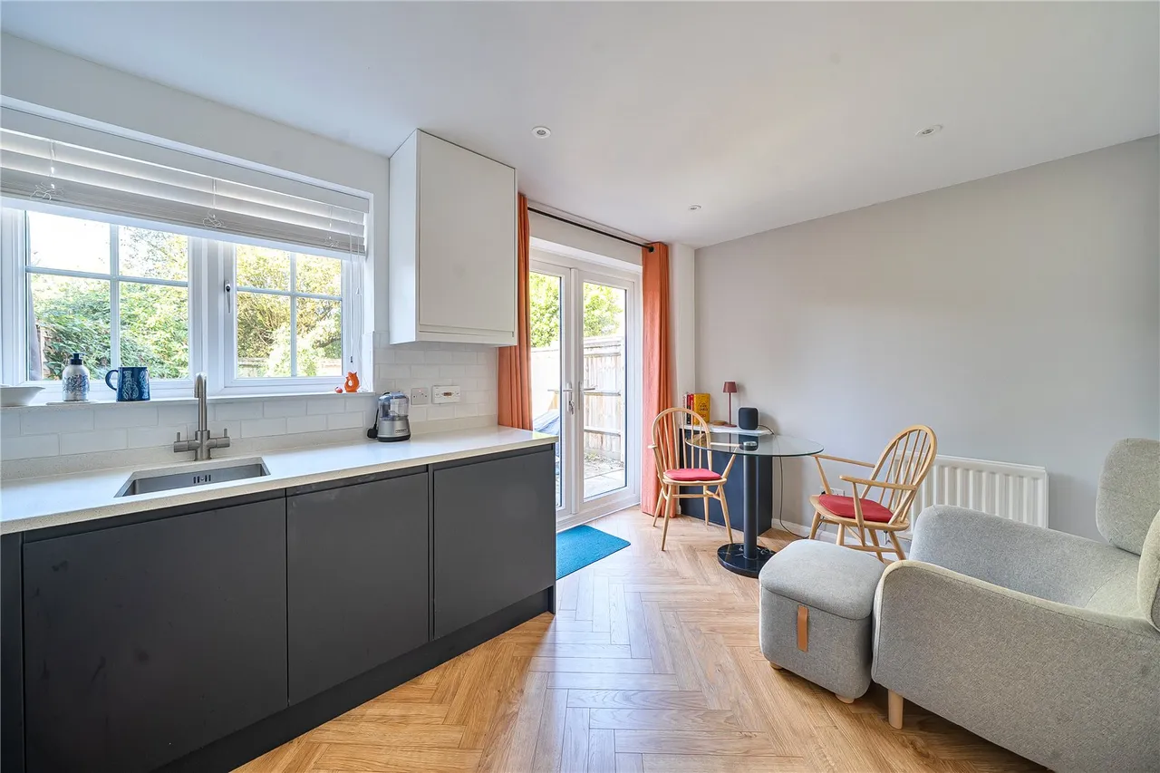 Marsh Gardens, Hedge End, SO30, photo 2