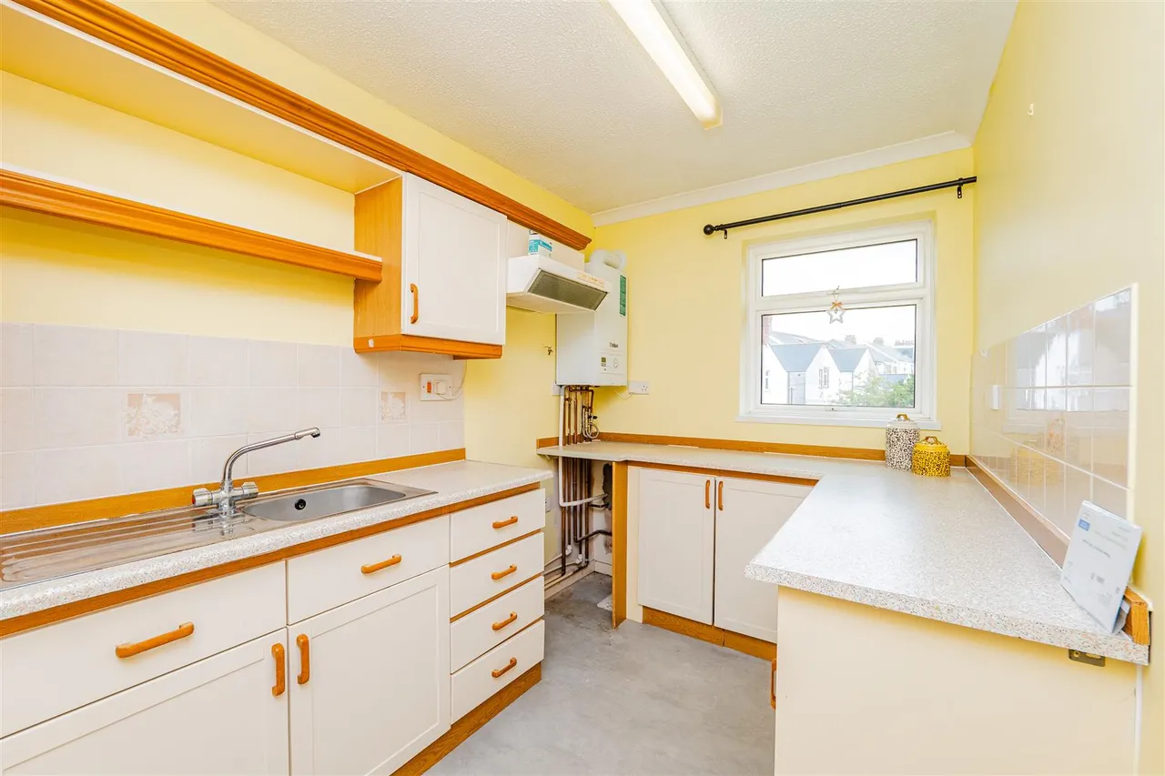 Wyndham Street, Barry, CF63 4EL, photo 3