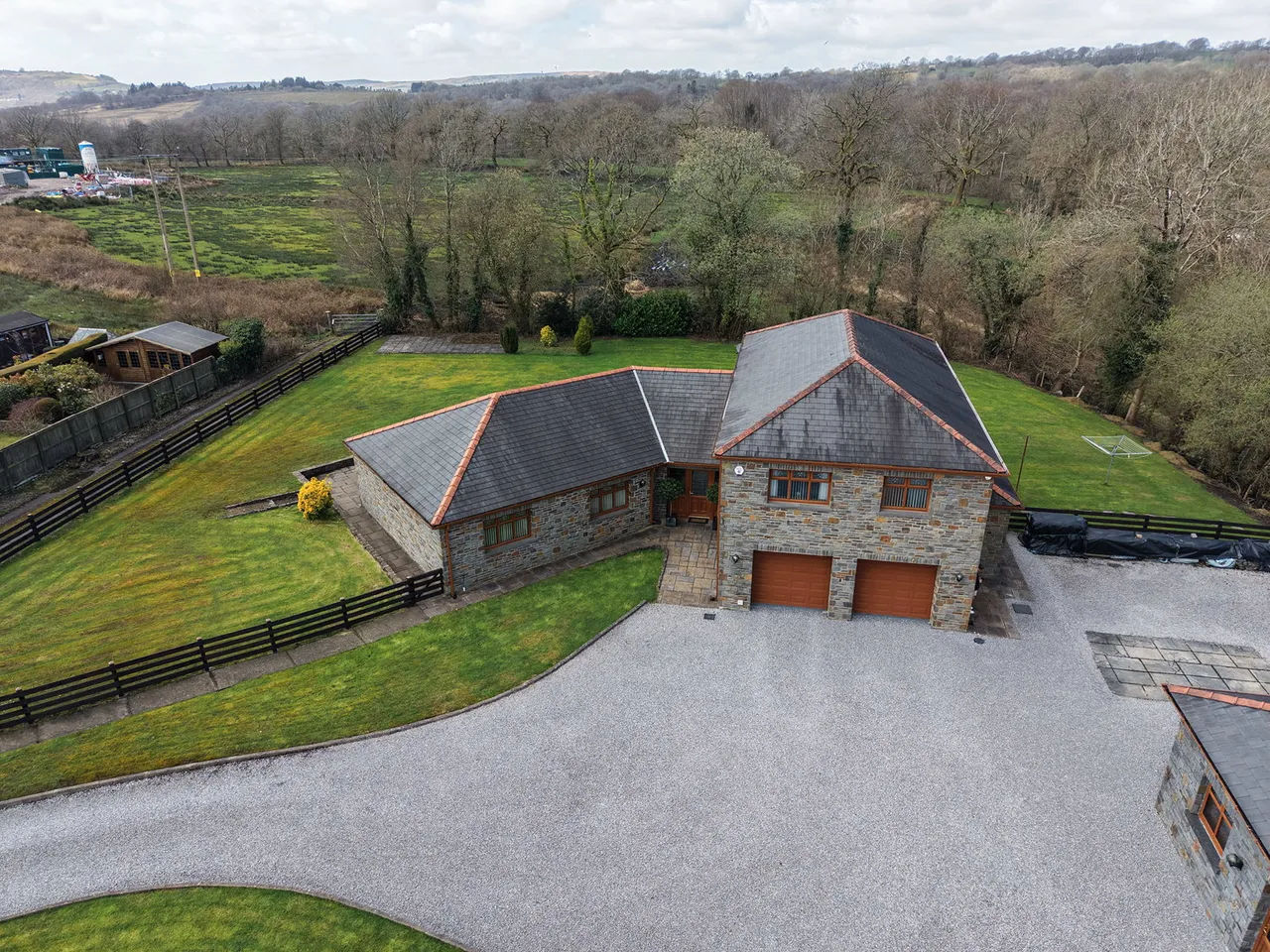 Cwmtawe Road, Ystradgynlais, photo 35